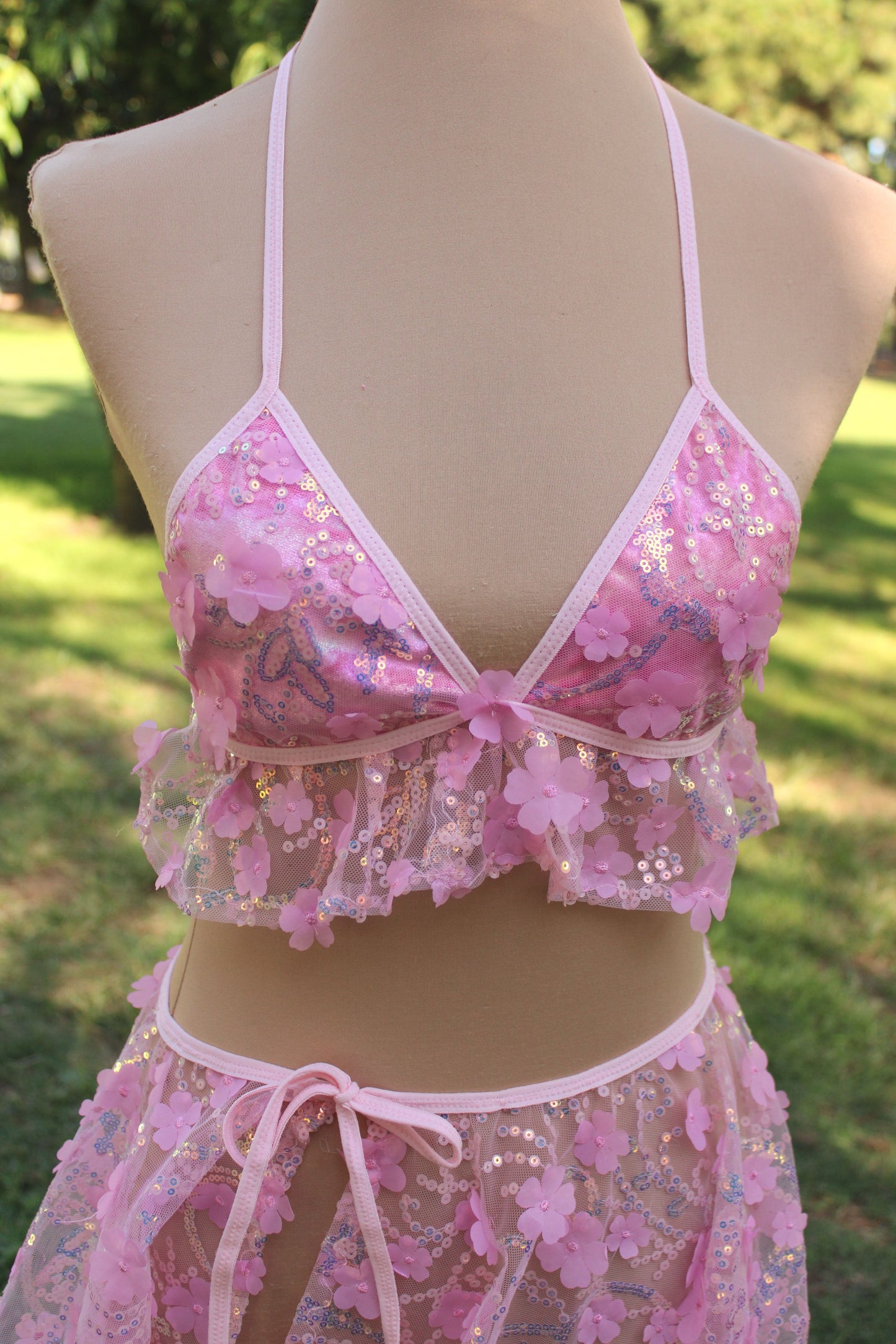 Triangle Top with Ruffle - Daisy Luxe Pink