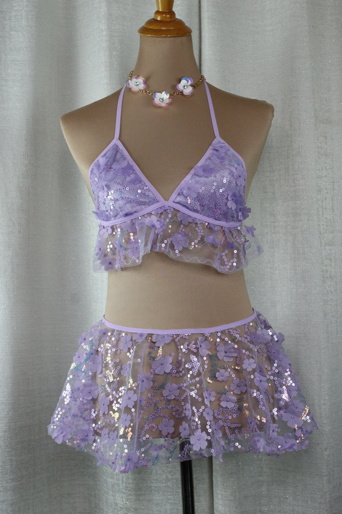 Triangle Top with Ruffle - Daisy Luxe Lavender